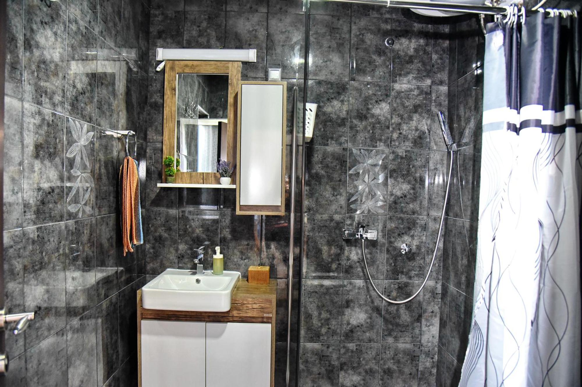 Apartments Sea Star Котор Экстерьер фото